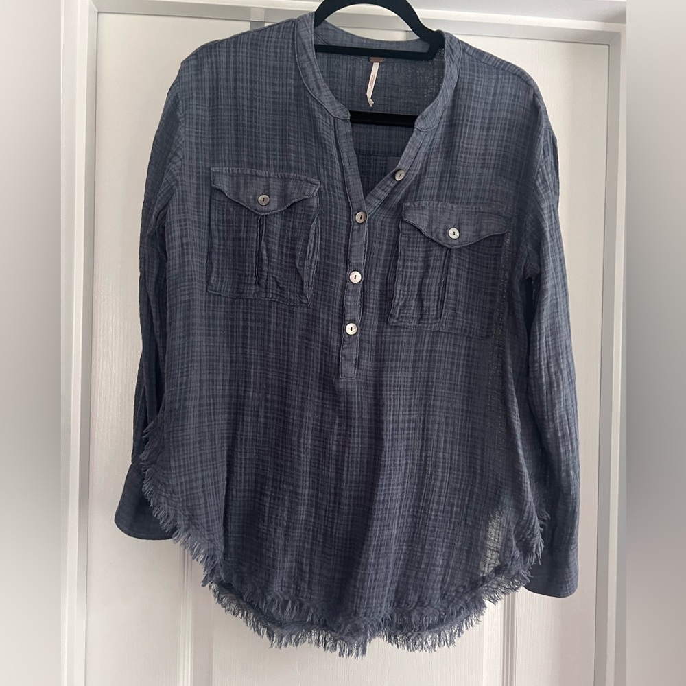 Free People no collar Muslim cloth Henley